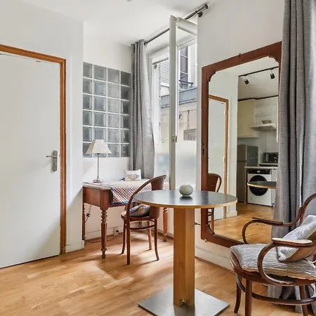 Nid Douillet Au Coeur Du Marais By Weekome Appartamento